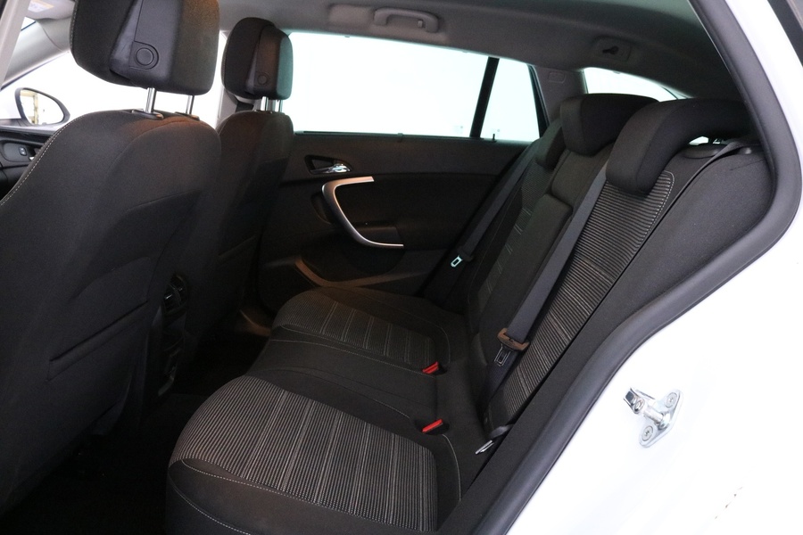 Opel Insignia vaihtoauto