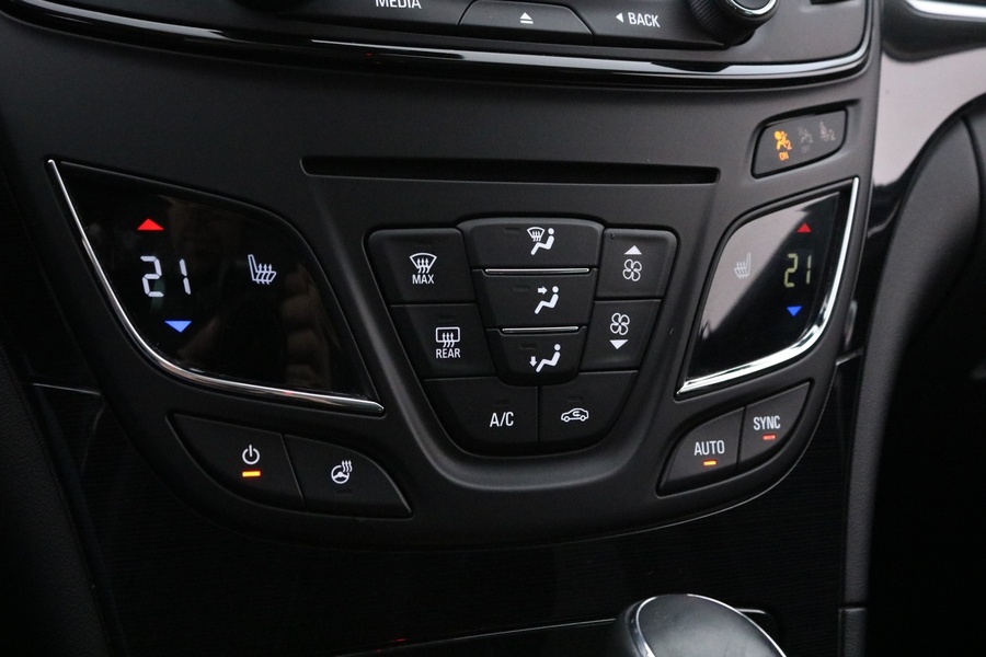 Opel Insignia vaihtoauto