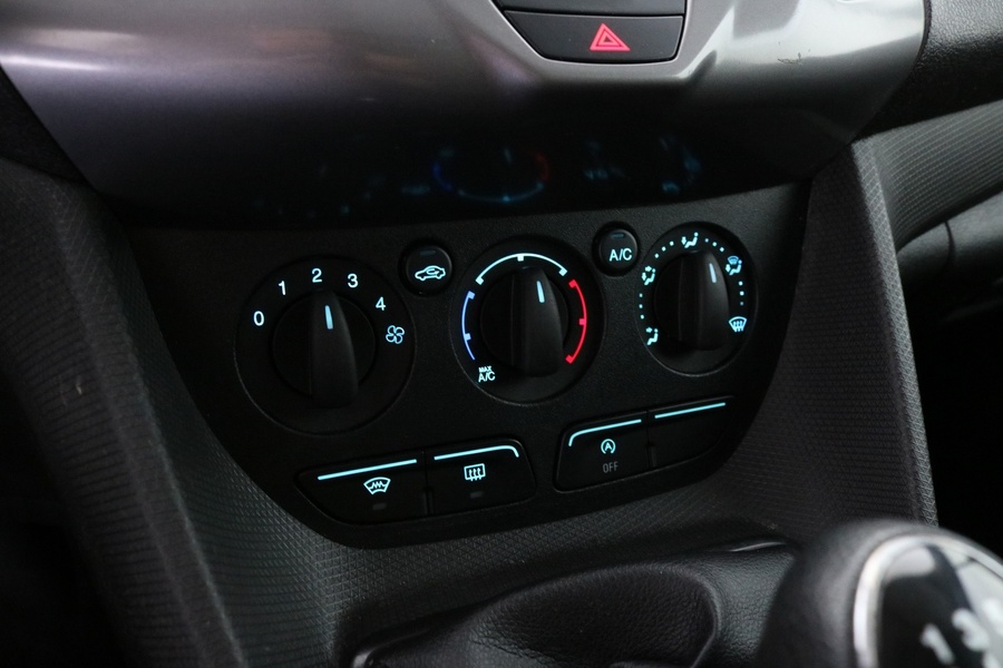 Ford Transit Connect vaihtoauto