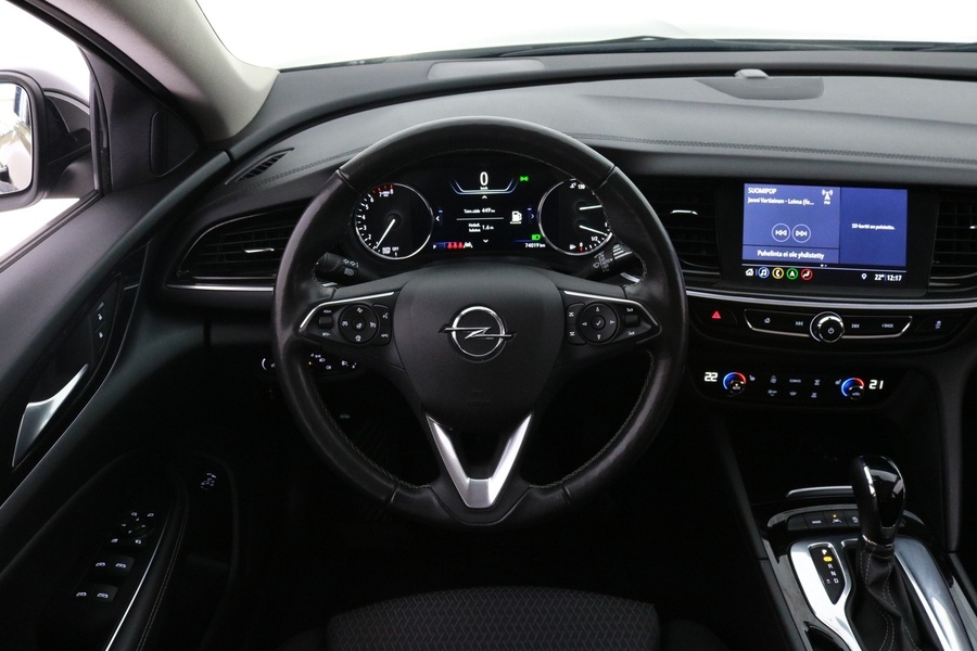 Opel Insignia vaihtoauto