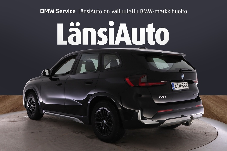 BMW iX1 vaihtoauto