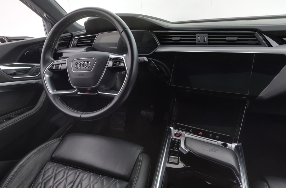 Audi e-tron vaihtoauto