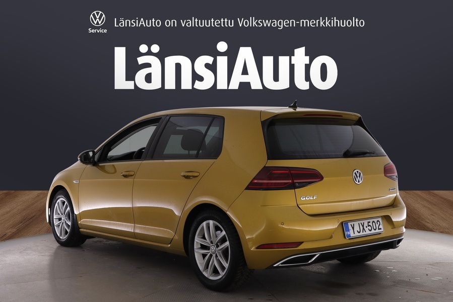 Volkswagen Golf vaihtoauto