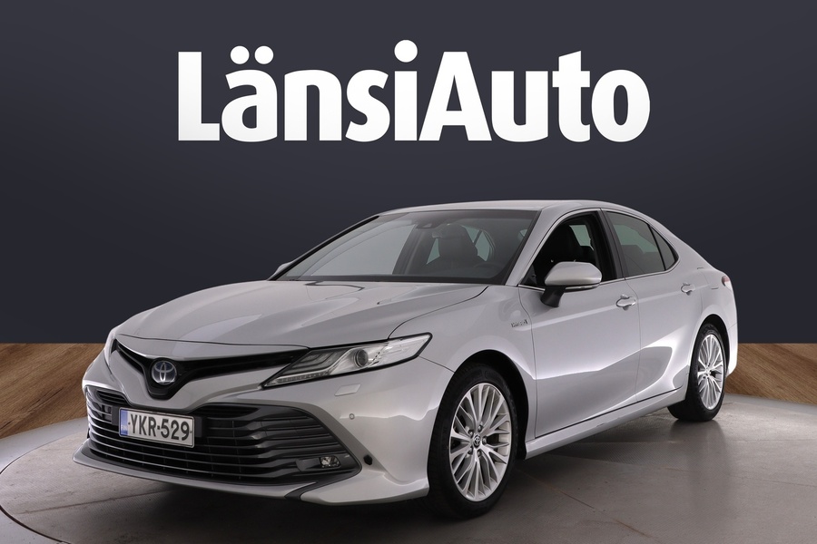 Toyota Camry vaihtoauto