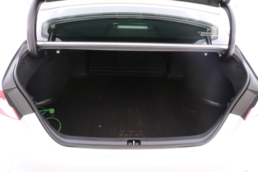 Toyota Camry vaihtoauto