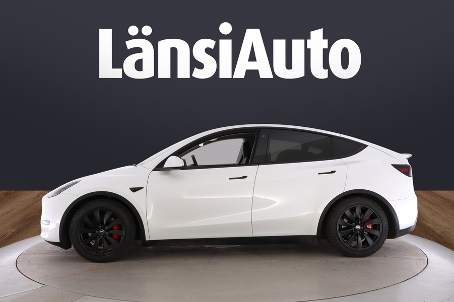 Tesla Model Y vaihtoauto