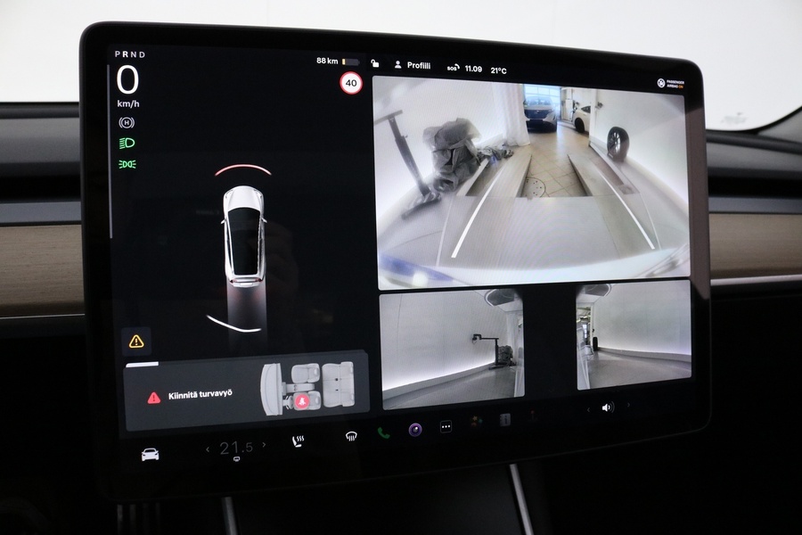 Tesla Model 3 vaihtoauto