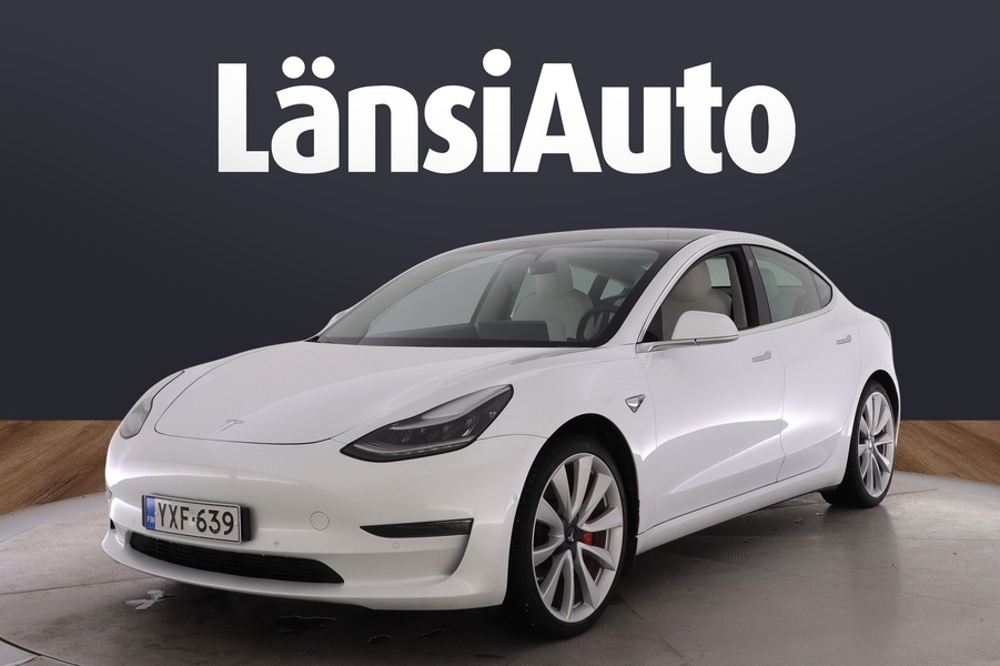 Tesla Model 3 vaihtoauto