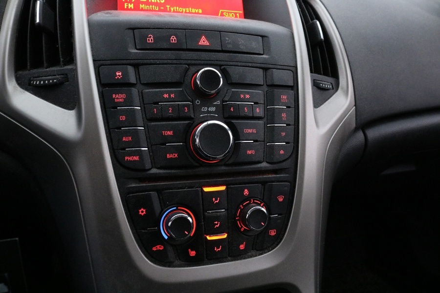 Opel Astra vaihtoauto