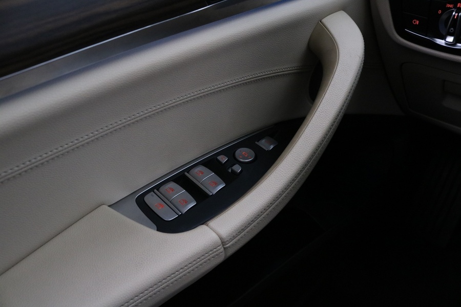 BMW iX3 vaihtoauto
