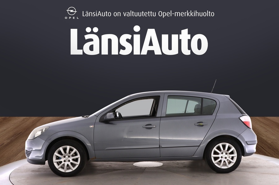 Opel Astra vaihtoauto
