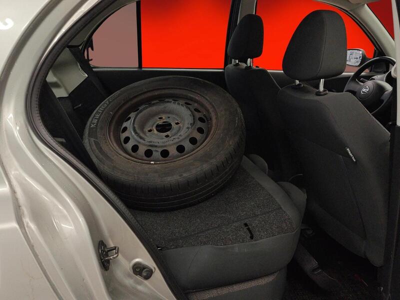 Nissan Micra vaihtoauto