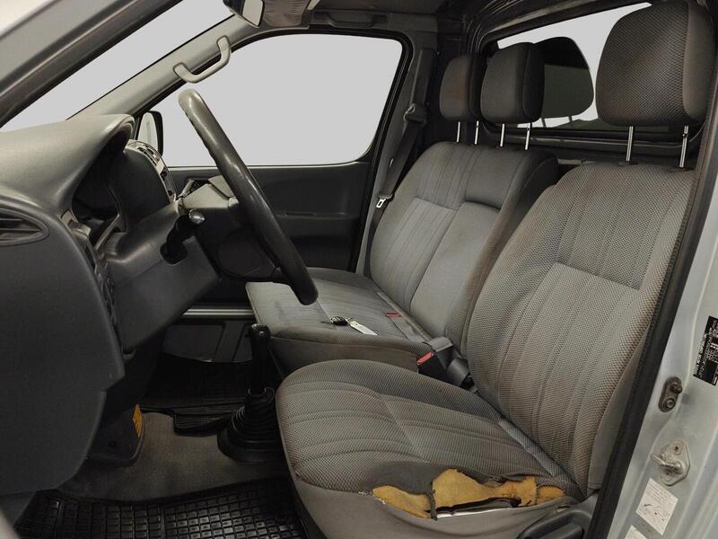 Toyota Hiace vaihtoauto