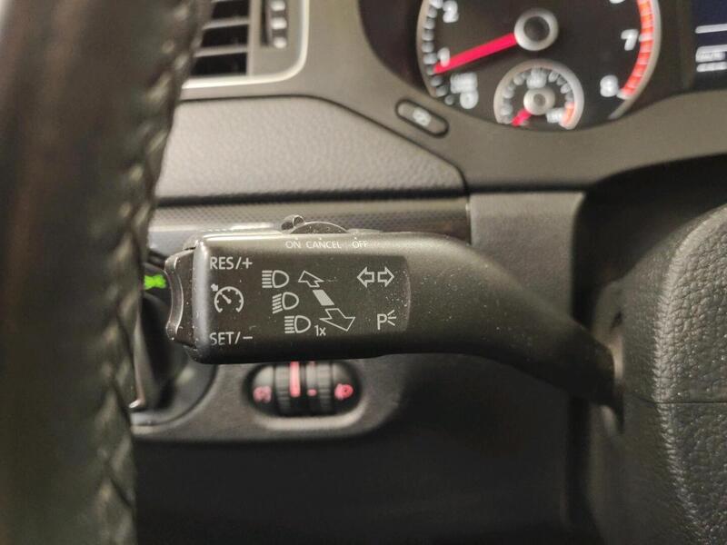 Volkswagen Jetta vaihtoauto