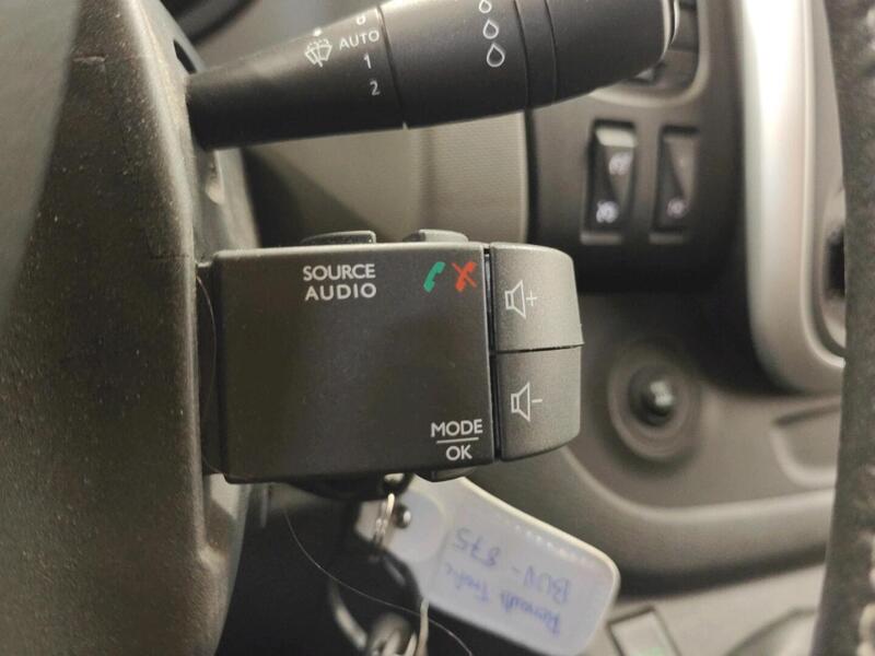 Renault Trafic vaihtoauto