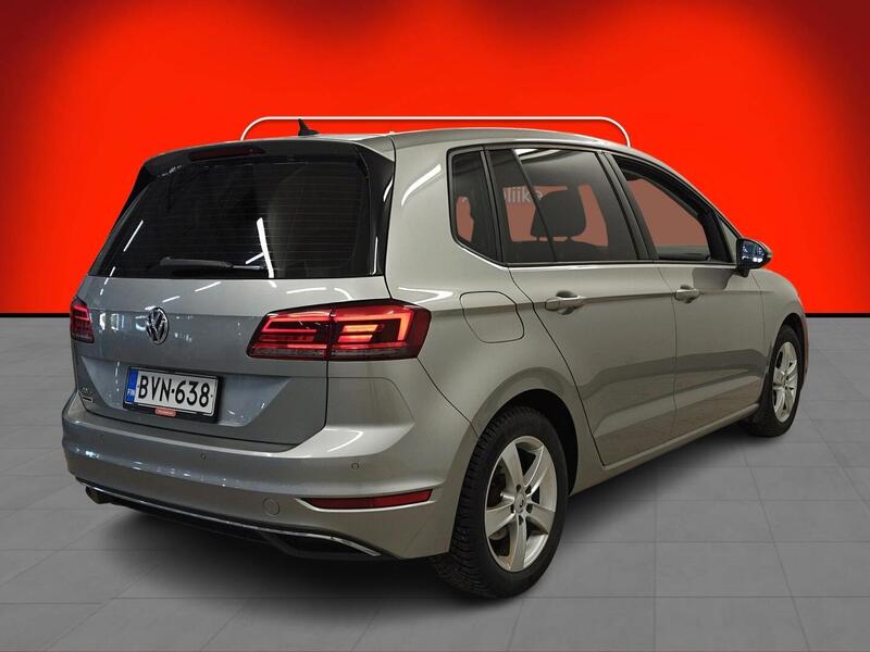 Volkswagen Golf Sportsvan vaihtoauto