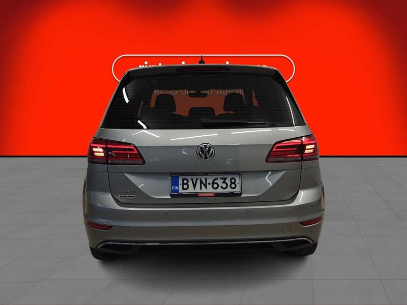 Volkswagen Golf Sportsvan vaihtoauto