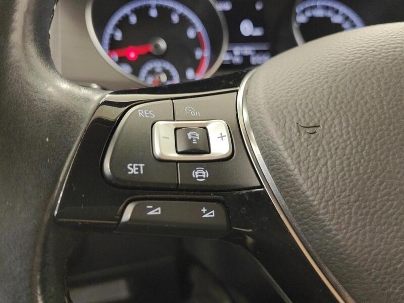 Volkswagen Golf Sportsvan vaihtoauto