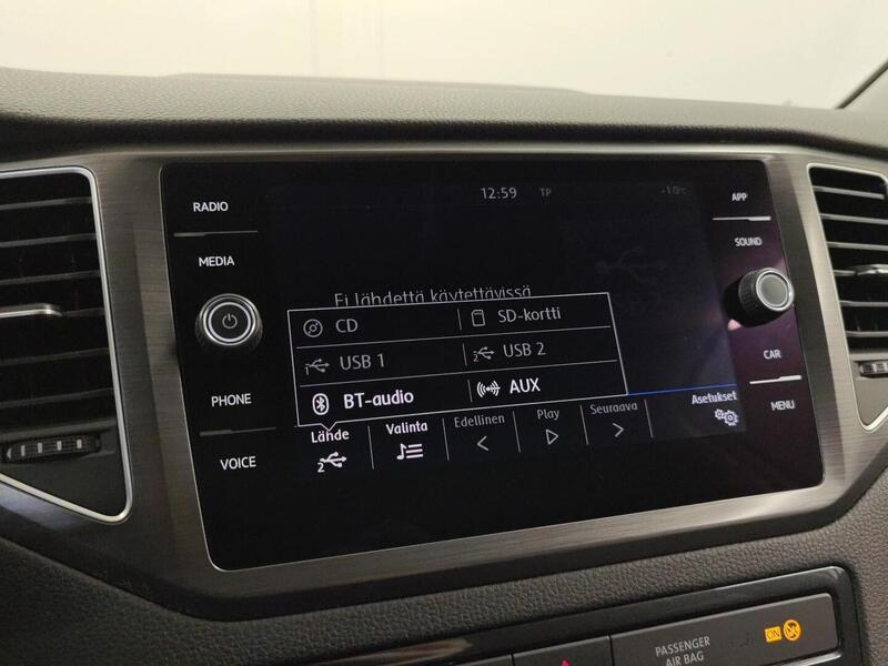 Volkswagen Golf Sportsvan vaihtoauto