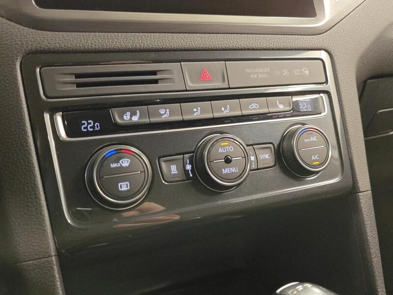 Volkswagen Golf Sportsvan vaihtoauto