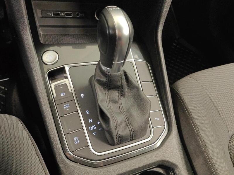 Volkswagen Golf Sportsvan vaihtoauto