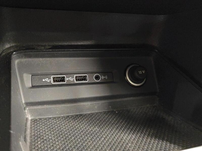 Volkswagen Golf Sportsvan vaihtoauto