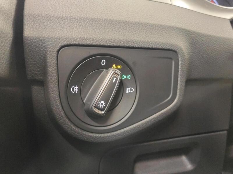 Volkswagen Golf Sportsvan vaihtoauto