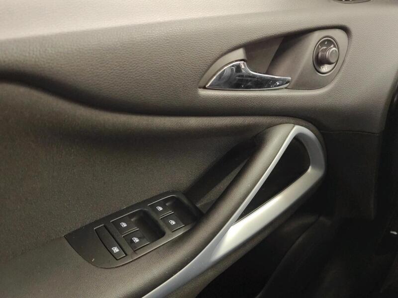 Opel Zafira vaihtoauto