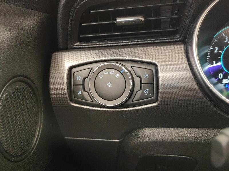 Ford USA Mustang vaihtoauto