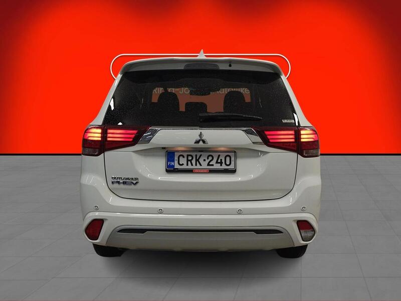Mitsubishi Outlander PHEV vaihtoauto