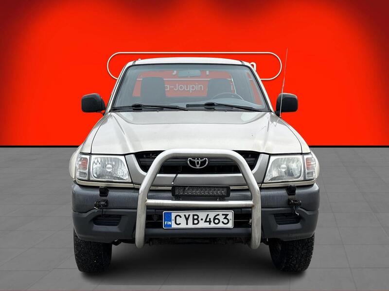 Toyota Hilux vaihtoauto
