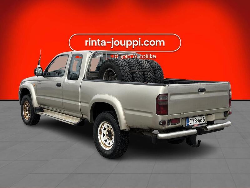 Toyota Hilux vaihtoauto