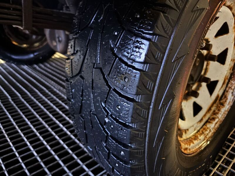 Toyota Hilux vaihtoauto