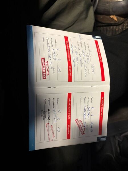 Toyota Hilux vaihtoauto