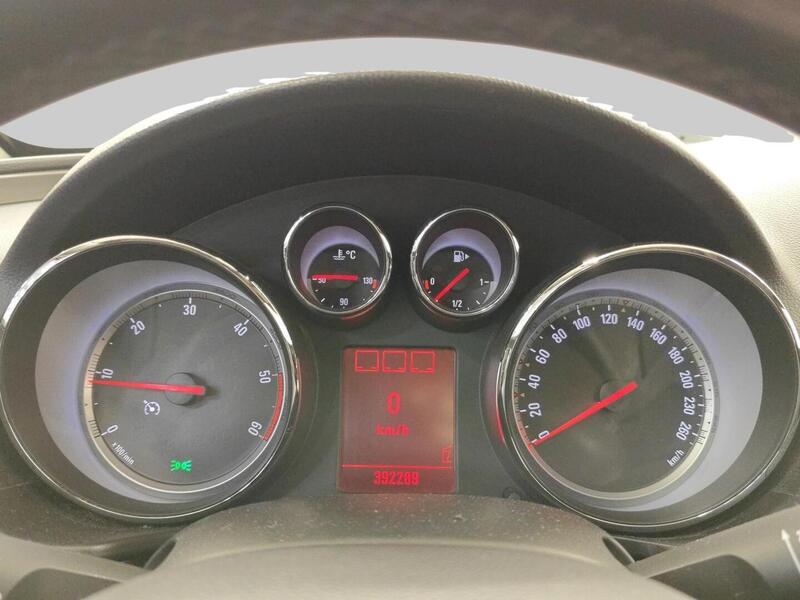 Opel Insignia vaihtoauto