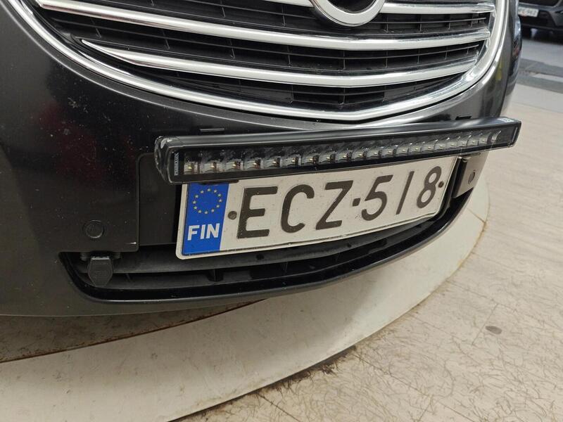 Opel Insignia vaihtoauto