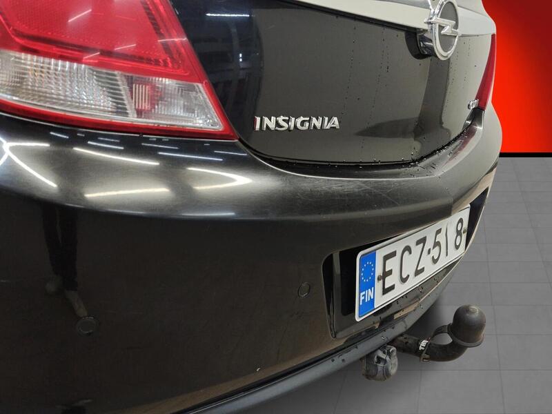 Opel Insignia vaihtoauto