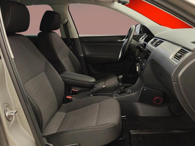 Skoda Rapid vaihtoauto