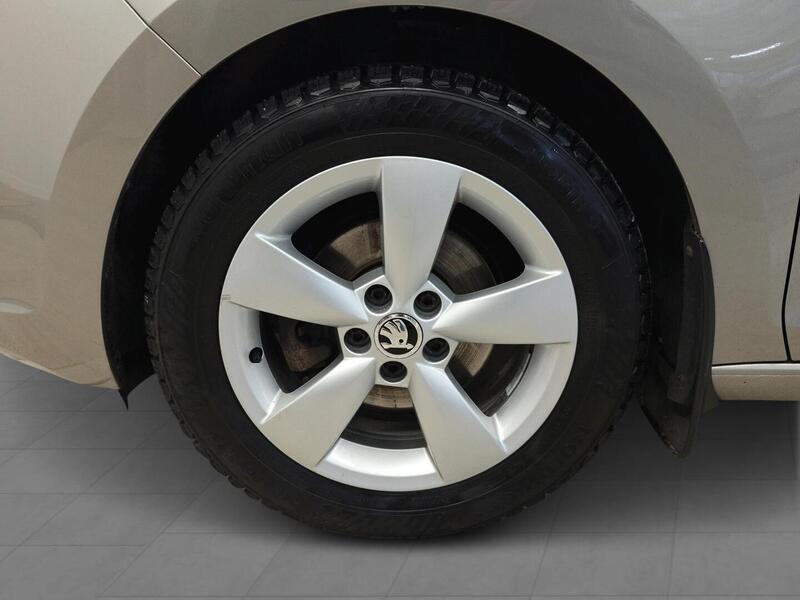 Skoda Rapid vaihtoauto