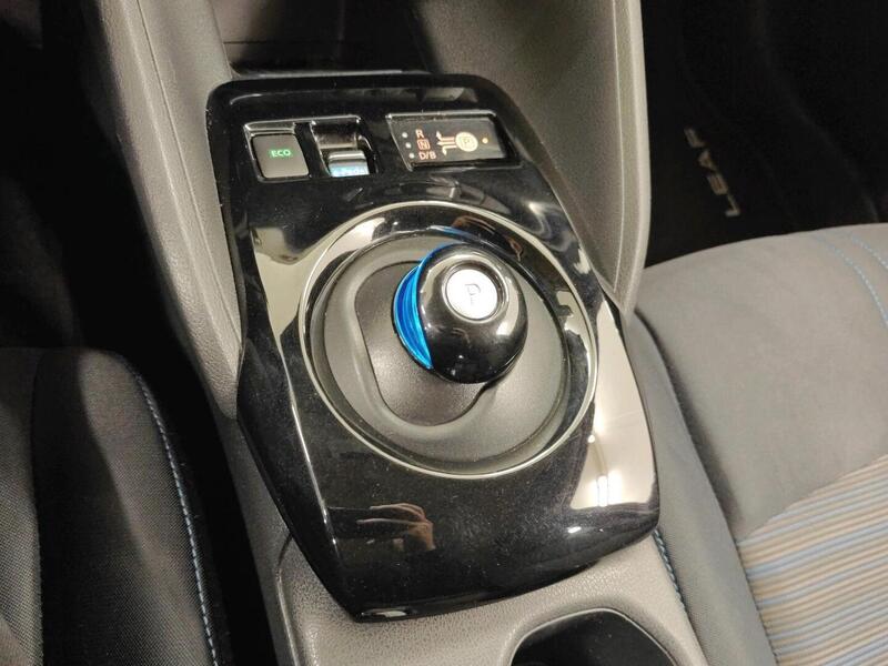 Nissan Leaf vaihtoauto