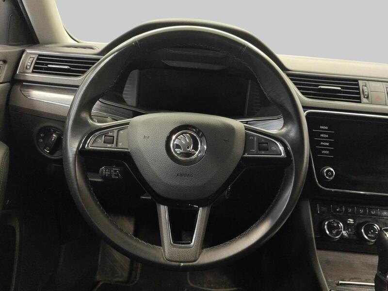 Skoda Superb vaihtoauto