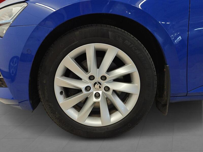 Skoda Superb vaihtoauto