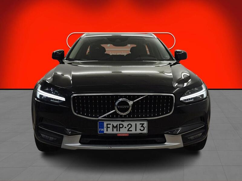 Volvo V90 Cross Country vaihtoauto