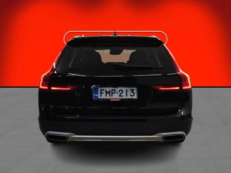 Volvo V90 Cross Country vaihtoauto