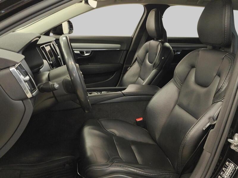 Volvo V90 Cross Country vaihtoauto