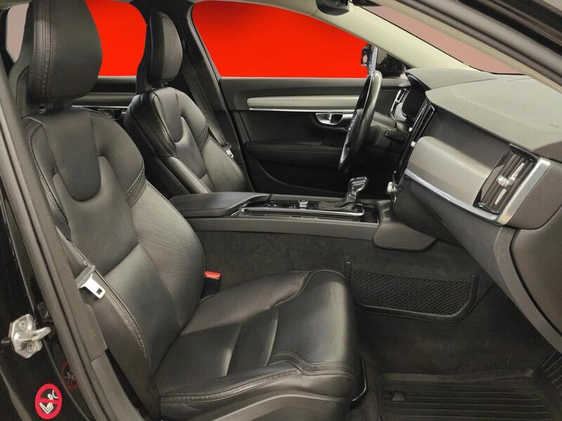 Volvo V90 Cross Country vaihtoauto