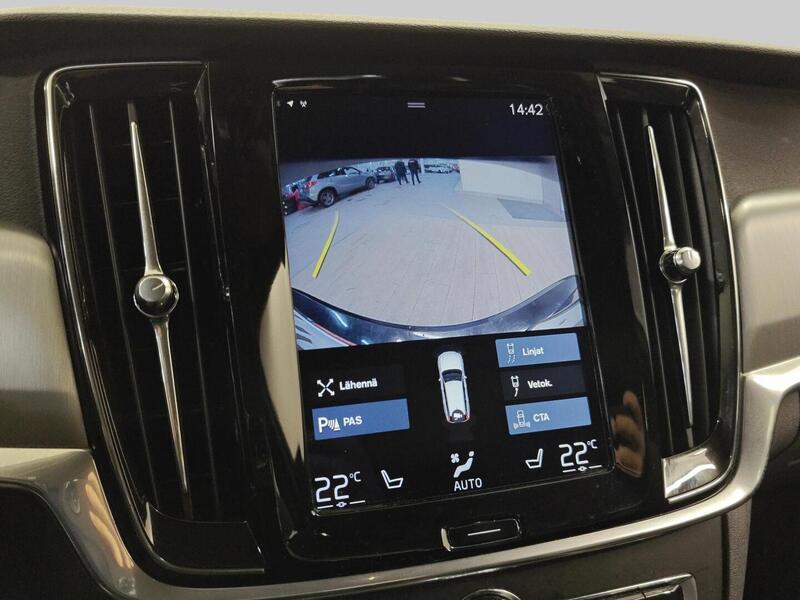 Volvo V90 Cross Country vaihtoauto