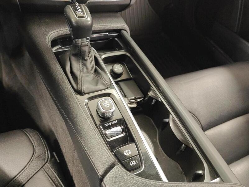 Volvo V90 Cross Country vaihtoauto