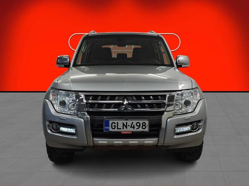 Mitsubishi Pajero vaihtoauto