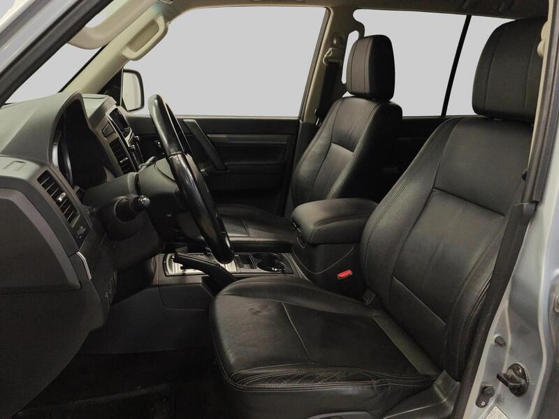 Mitsubishi Pajero vaihtoauto